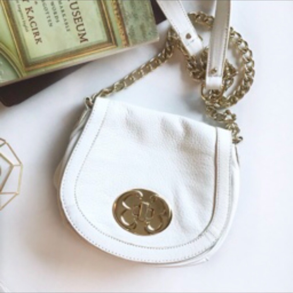 Emma Fox Leather Crossbody Chain Bag White